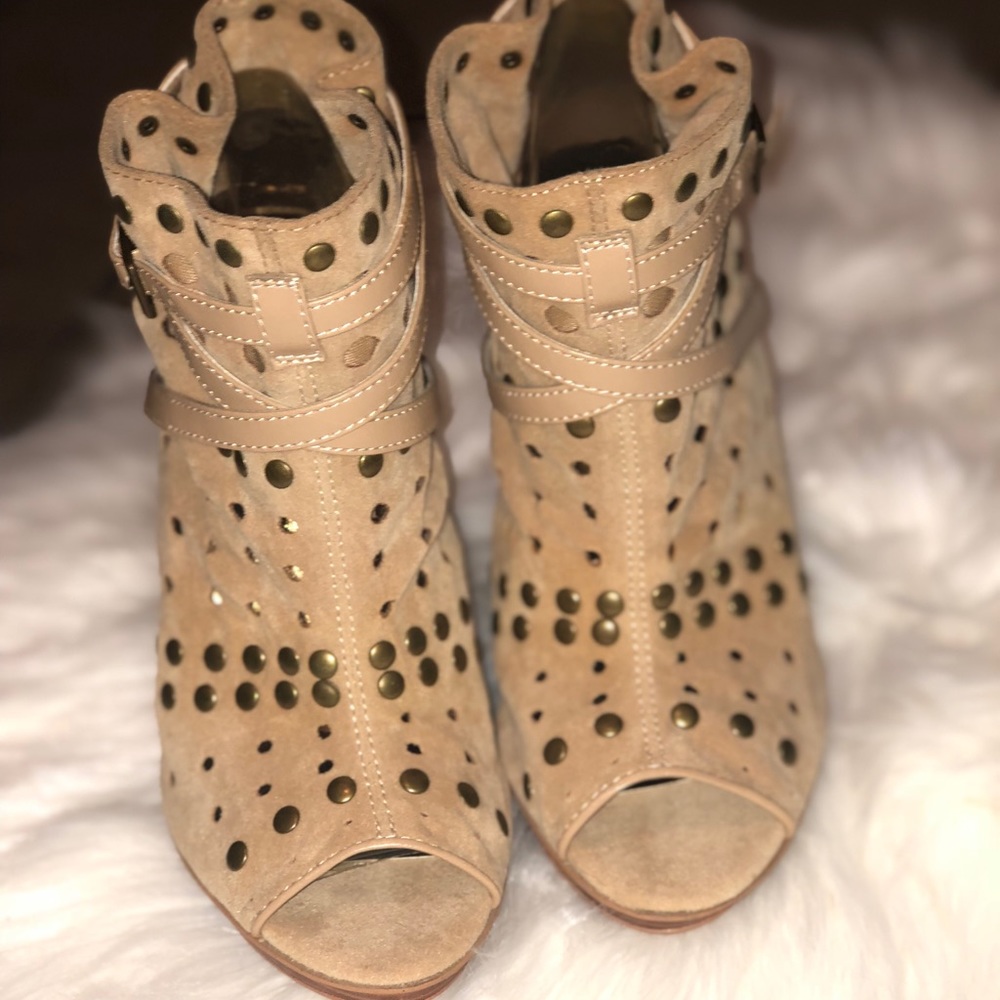Baker brand heels